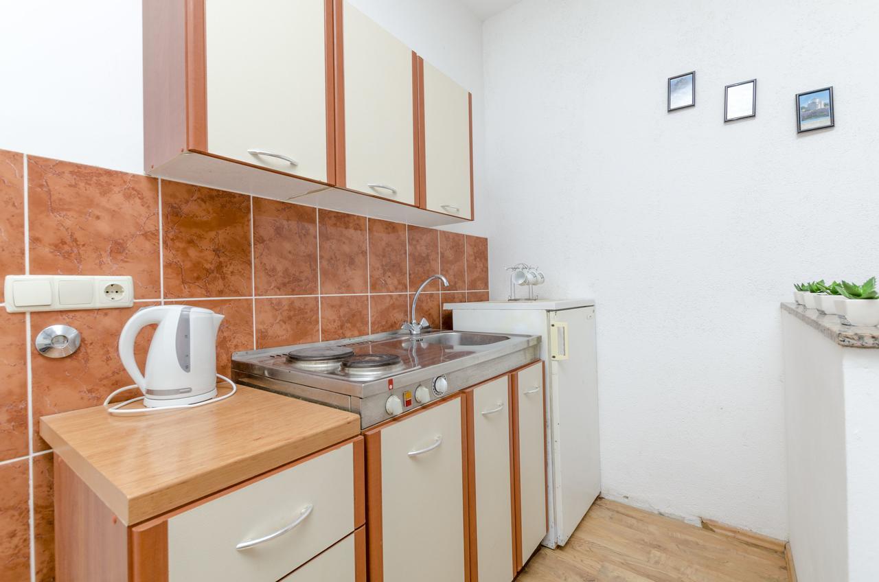 Apartments Ivana Нін Екстер'єр фото